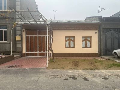 Uy xovli sotiladi 2.25sotix