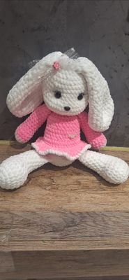 Вязаные игрушки . Цены на игрушки разные.