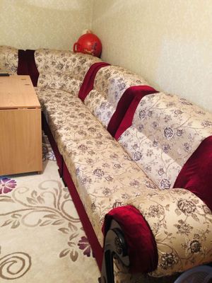 Продаю мягкий уголок диван в гостинную