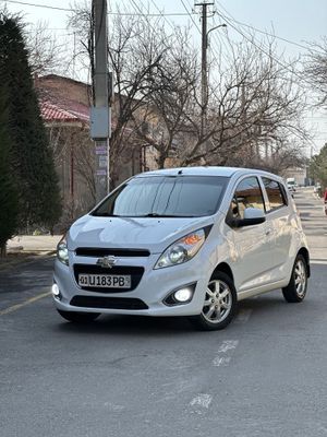 Chevrolet Spark sotiladi