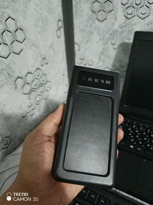 Power bank sotiladi