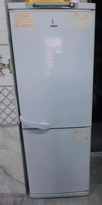 Продаётся холодильник INDESIT