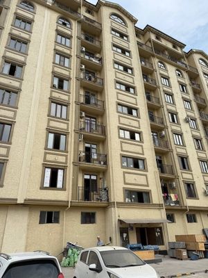 Квартира сотилади коробка 76мк