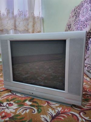 LG telvizor sotiladi