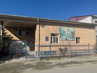 Uy va tayyor biznes sotiladi manzil urganch buyum bozor orqasi