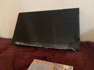 Smart tv sotiladi 32