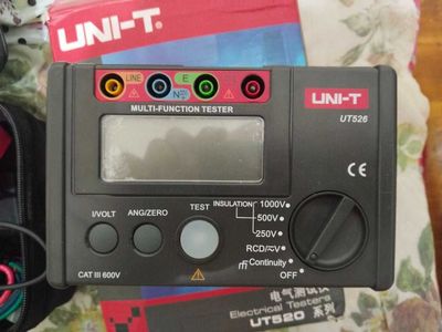Продам Мультиметр Unit UT526 (мегаомметр, мультиметр, проверка УЗО).