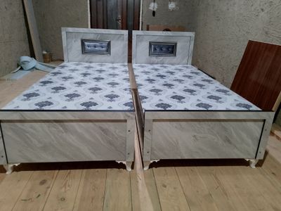 Yotoqxona uchun 1 kishilik kravatchalar