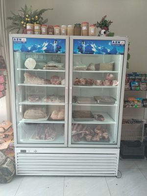 Холодильник витрина