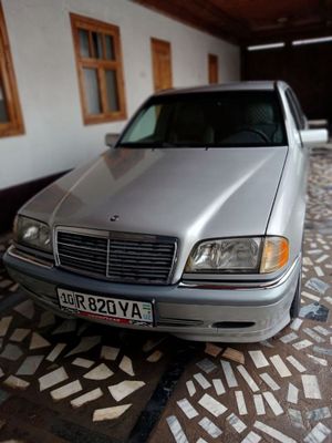 Mercedes benz w202 sotiladi