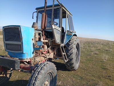 ЮМЗ. ТРАКТОР сотилади.