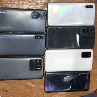 600 dan 1mlngacha telefonlar bor