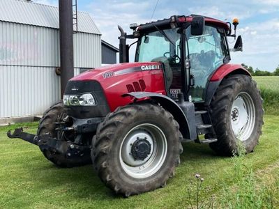 Колесный трактор Case IH 140