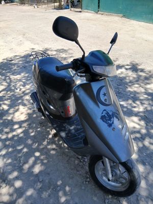 Skuter Honda Dio sotiladi