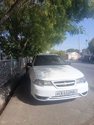 Nexia2 1.5 gbrid matori moy yemaydi taqqillagan ovoz bor holati o'rta