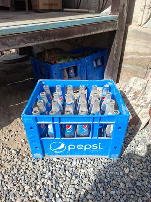 pepsi tara bor 3 ta shishalariyam bor 60 dona
