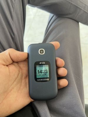 Samsung duos ochilib yopiladigan knopka kamerali 2 sim