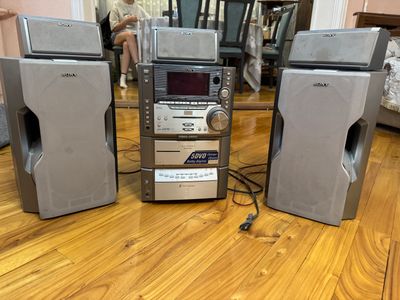 Музыкальный центр Sony