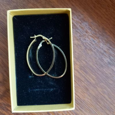 Золотые серьги почти новые