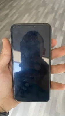 Ayfon 11promax holati yaxwi chekalari sal qrlgan