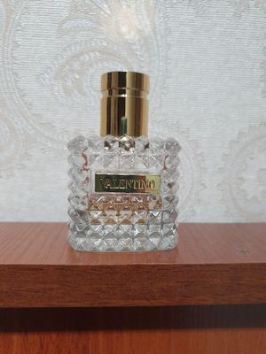 Valentino Donna Valentino