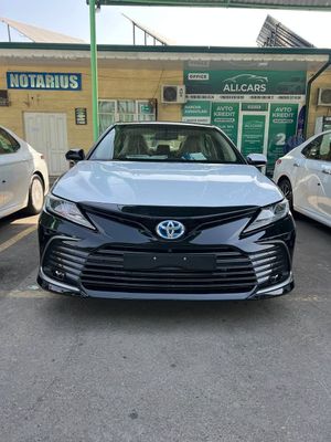 Toyota Camry Gibrid Full