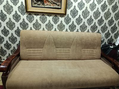 Продам мягкий диван с креслами