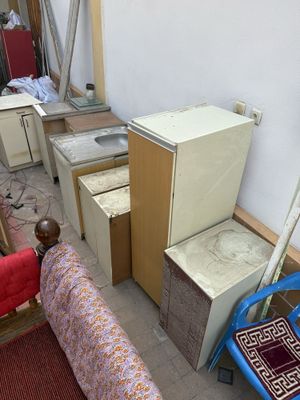Прадоеться кухоная мебель б/у