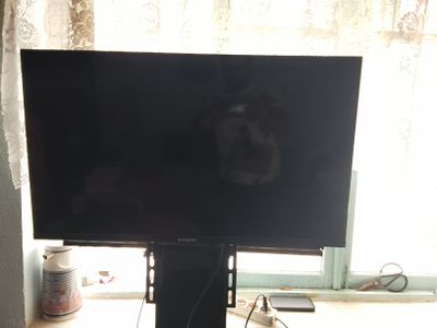 Samsung tv32 sotiladi
