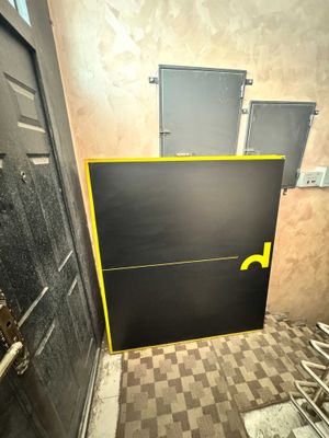 Стол теннис сотилади