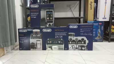 Кофемашина DeLonghi фулл Автоматика 3 года гарантия есть