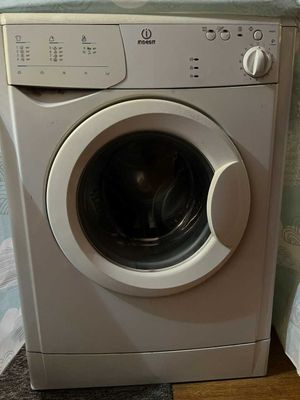 Стиральная машина Indesit