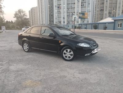 Gentra 2021 y A/T 3 bez luk 4 pakalena