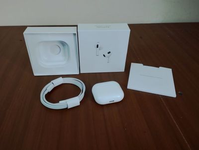 Airpods 3 со всеми шнурами и т.д