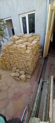 Hom va pishiq g'ishtlar sotiladi Arzonga bervoramz