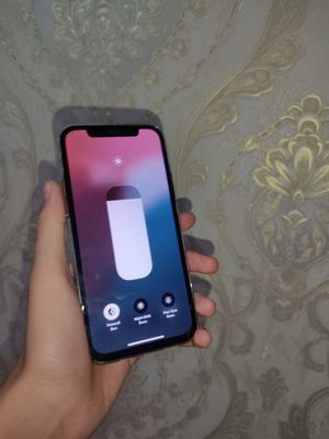 Iphone 12 sotiladi