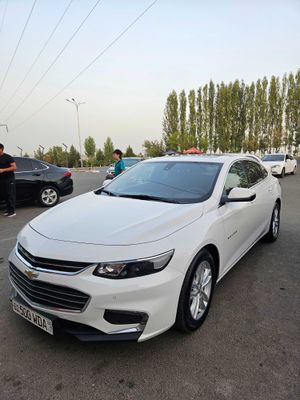 2018 yil 2.4 atmasferni motor kiraska chap orqa kirlada ichiga otmagan