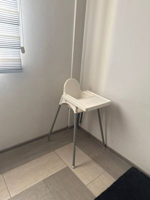 Продаётся детский стул