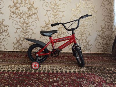 Срочно продам детский велосипед очень отлично состояние.