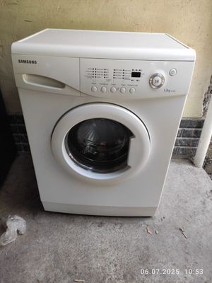 Стиральная машина indesit