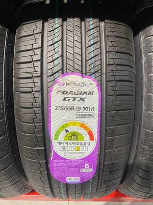 Nexen Roadian GTX 235/55R19