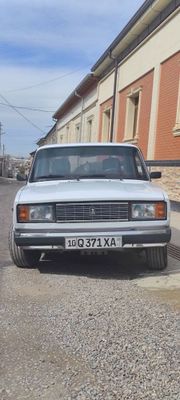 Тез ва арзон сотаман !Ваз 2105 1,6 приора мотор