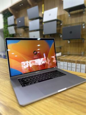 MacBook Pro core i7 16gb 512gb ssd radeon videokarta 15.4''