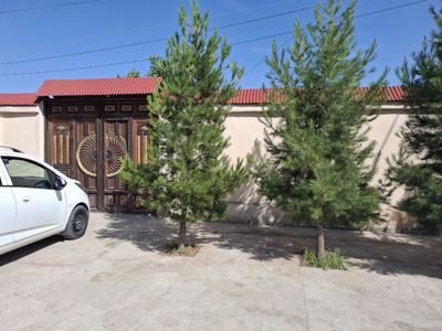 Ховли уй сотилади