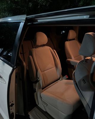 Kia carneval 2016