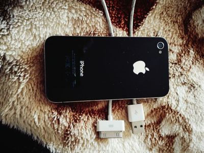 Iphone 4 imeikasi otmagan