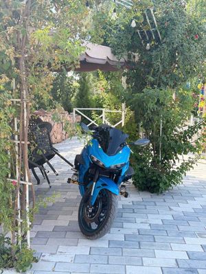 dugatti panigali reblika