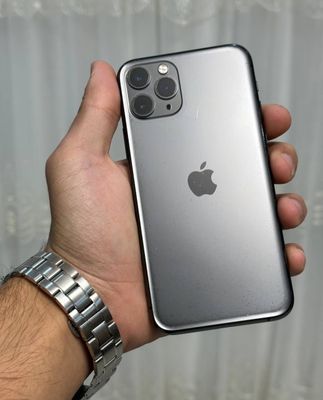 Iphone 11 pro m Xolati idela