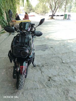 Tank Drongo motors