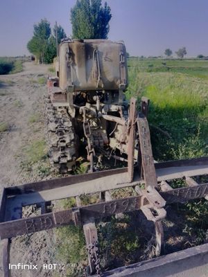 KDT-54 Гусеничный трактор